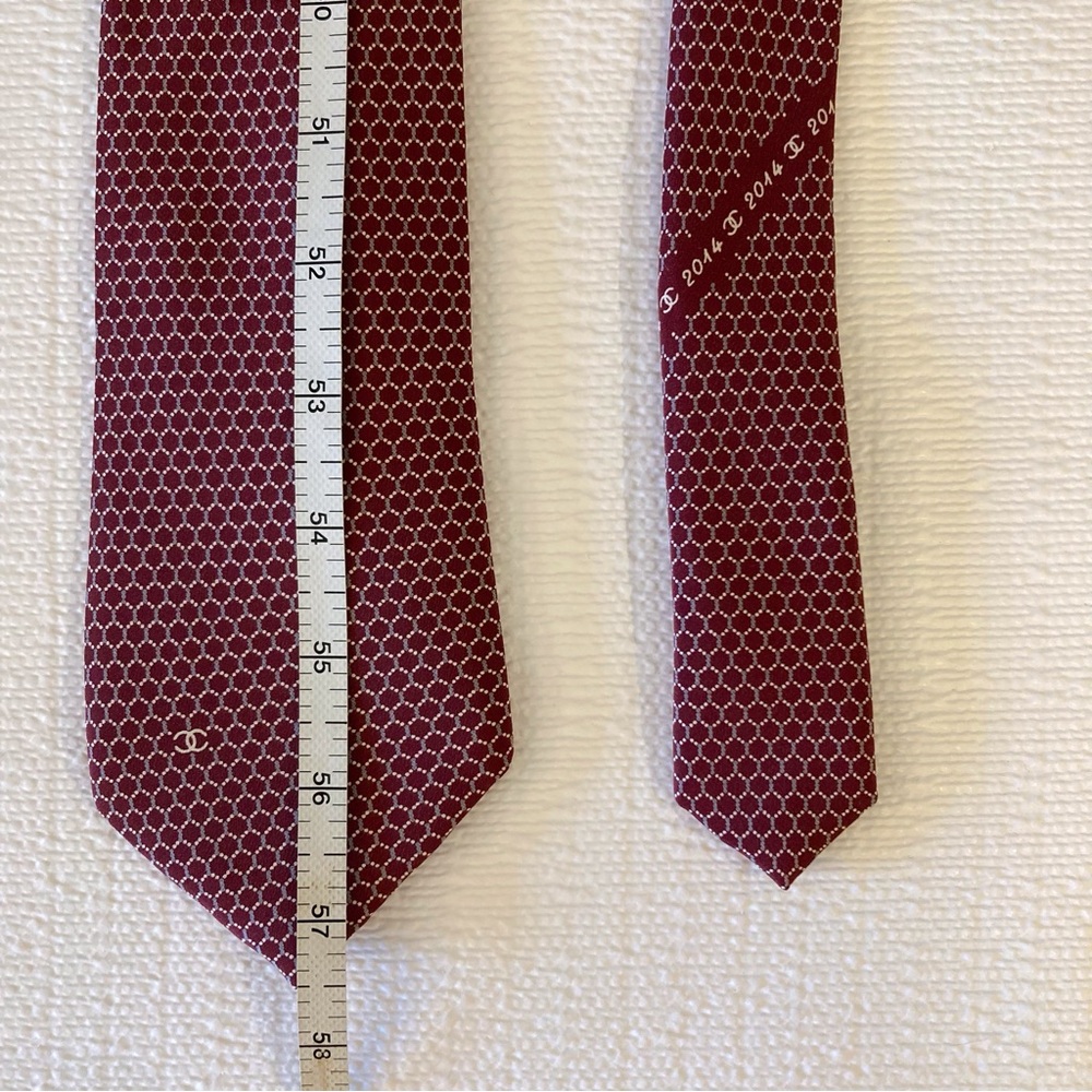 Chanel Paris Men’s Tie. Monogrammed Luxury 100% Silk. Made In Italy. Designer - Picture 8 of 8